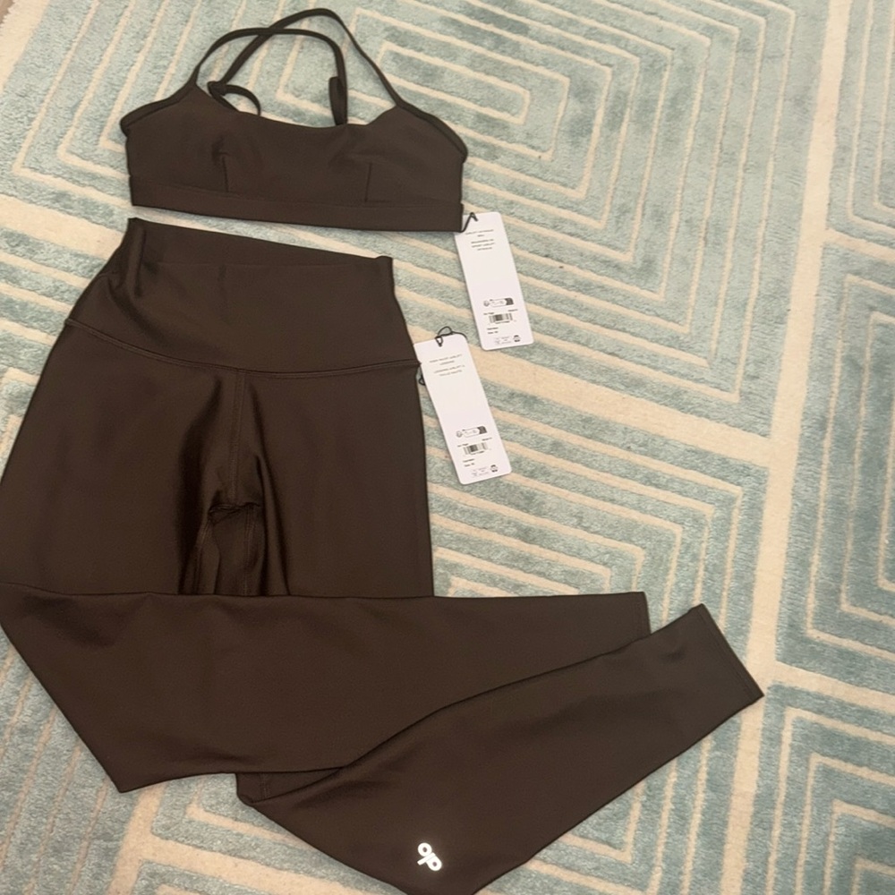 Alo workout set